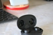 Air2续航时间如何？（通过评测揭秘续航性能）